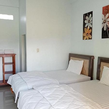 Hotel Anugrah Situngkir 3 Near Creative Hub Pangururan Samosir Redpartner Sinapuran Exterior foto